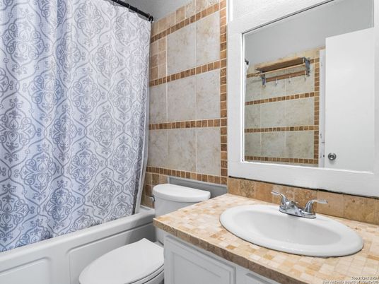 Bathroom, Interior, Tile Countertops