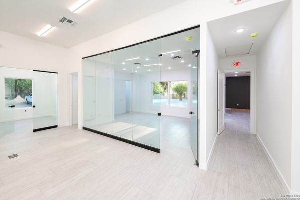 Interior, Recessed Lighting