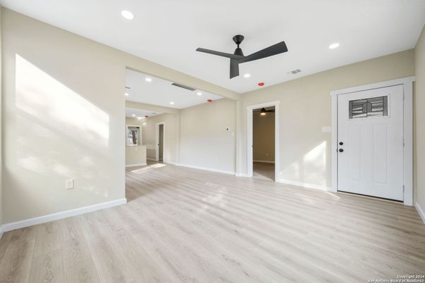 Empty room, Interior, Recessed Lighting, Wood Texture Flooring