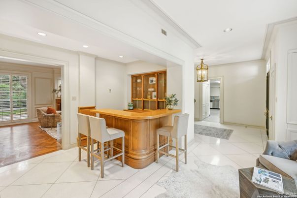 Interior, Pendant Lights, Recessed Lighting, Wood Texture Flooring