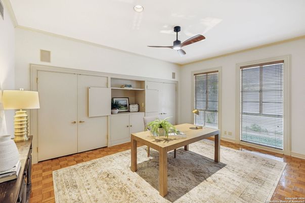 Home Office, Interior, Recessed Lighting, Wood Texture Flooring
