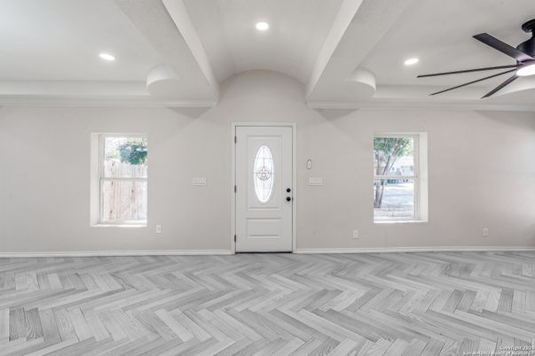 Empty room, Interior, Recessed Lighting, Wood Texture Flooring