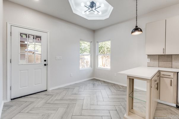 Interior, Pendant Lights, Recessed Lighting, Wood Texture Flooring