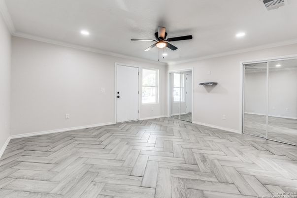 Empty room, Interior, Recessed Lighting, Wood Texture Flooring