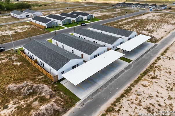 Exterior, Drone