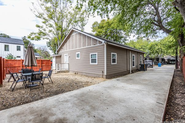Backyard, Exterior