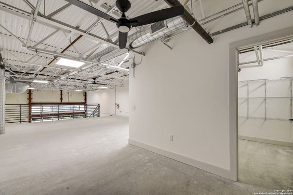 Garage, Interior