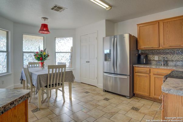 Dining room, Interior, Kitchen, Stainless Steel Appliances