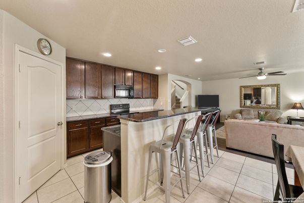 Interior, Kitchen, Living room, Recessed Lighting