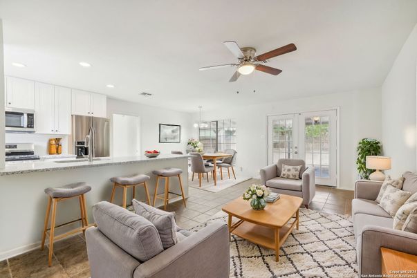 Dining room, Interior, Kitchen, Living room, Pendant Lights, Recessed Lighting, Stainless Steel Appliances