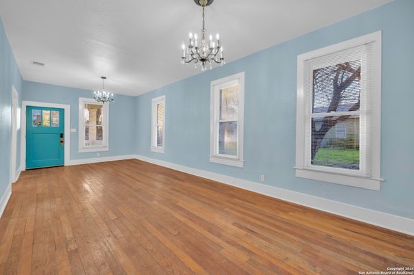 Chandelier, Empty room, Interior, Wood Texture Flooring