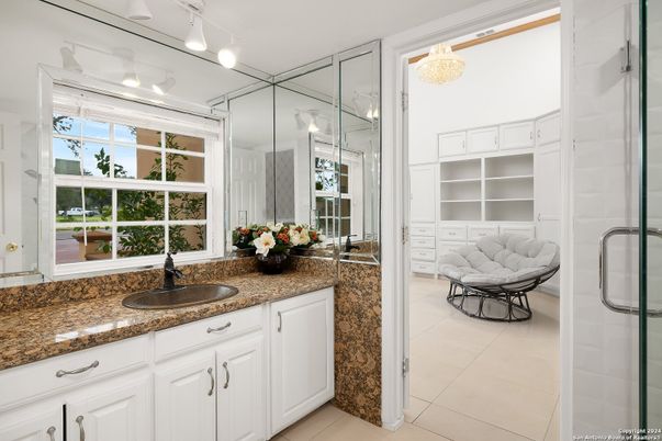 Bathroom, Chandelier, Dual Sink Vanities, Glass Shower, Interior