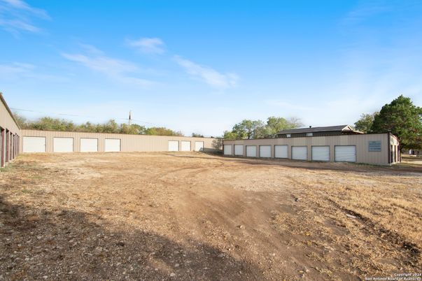 Backyard, Detached Garage, Exterior
