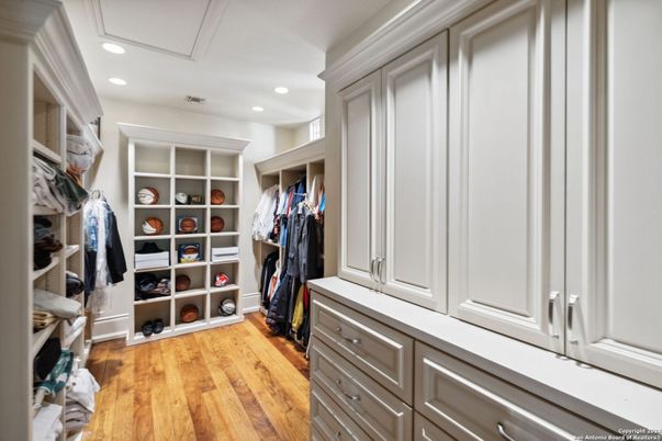 Interior, Recessed Lighting, Walk-in Closets, Wood Texture Flooring