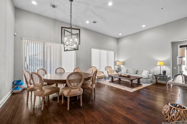 Dining room, Interior, Living room, Pendant Lights, Recessed Lighting, Wood Texture Flooring