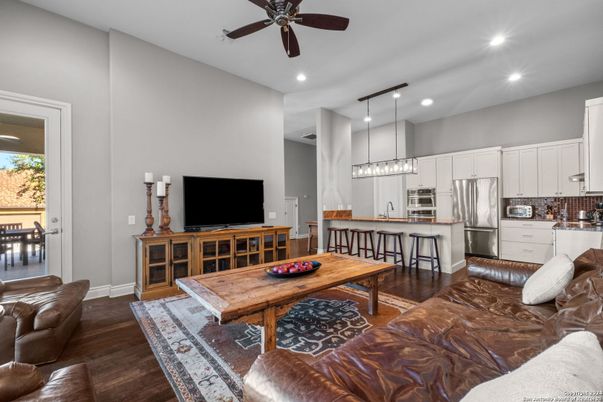Dining room, Interior, Kitchen, Living room, Pendant Lights, Recessed Lighting, Stainless Steel Appliances, Wood Texture Flooring