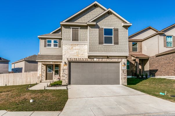 Attached, Exterior, Facade, American Craftsman