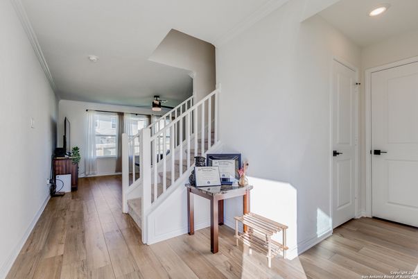 Interior, Recessed Lighting, Wood Texture Flooring