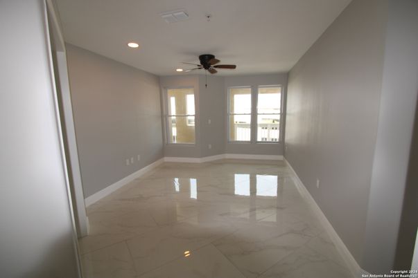 Empty room, Interior, Marble, Recessed Lighting