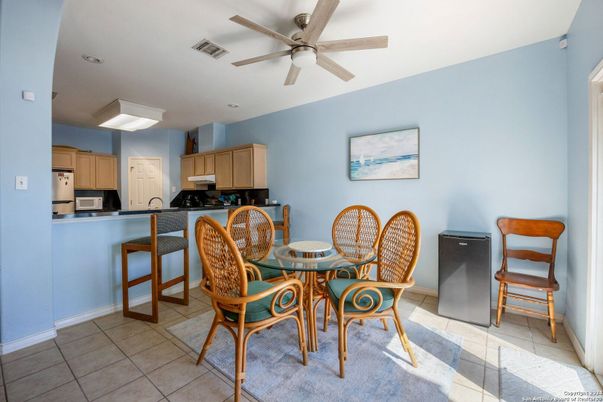 Dining room, Interior, Kitchen