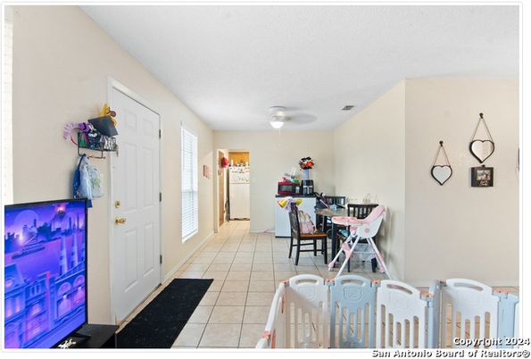 Dining room, Interior