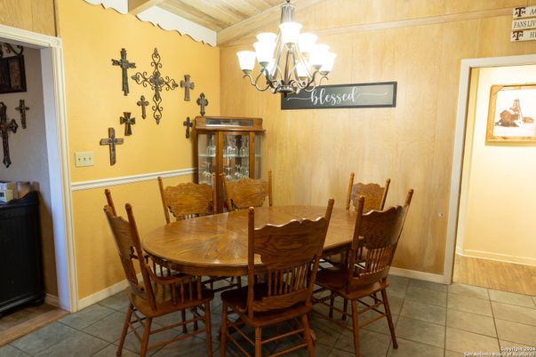 Chandelier, Dining room, Interior