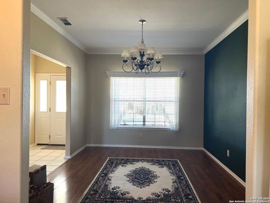 Chandelier, Empty room, Interior, Wood Texture Flooring