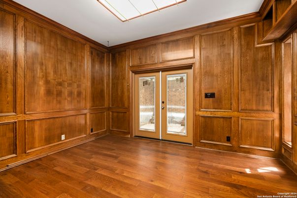 Empty room, Interior, Wood Texture Flooring, Wooden Walls
