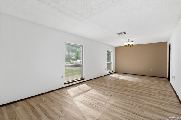 Chandelier, Empty room, Interior, Wood Texture Flooring