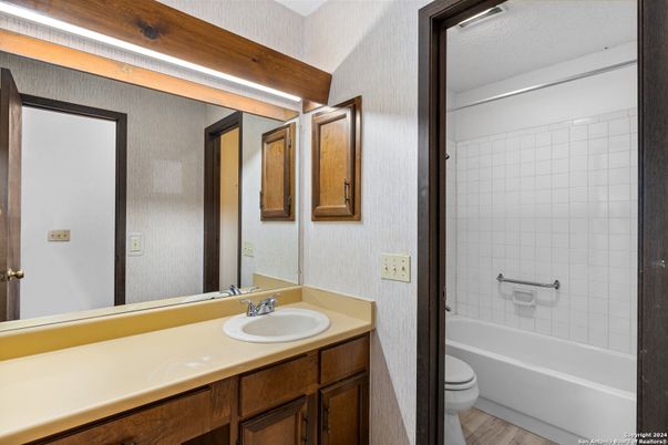 Bathroom, Interior, Wood Texture Flooring