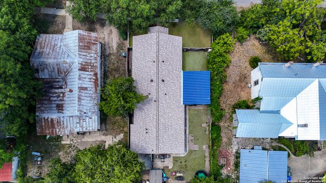Exterior, Drone