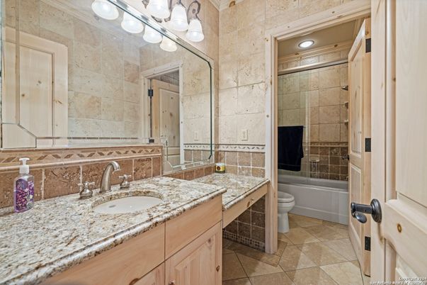 Bathroom, Dual Sink Vanities, Glass Shower, Interior