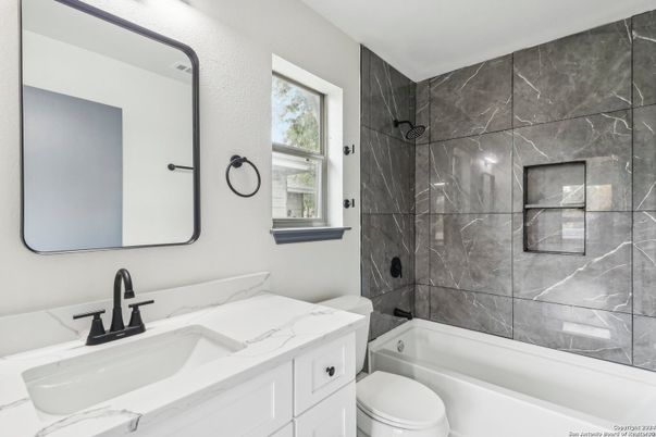 Bathroom, Interior, Marble Walls