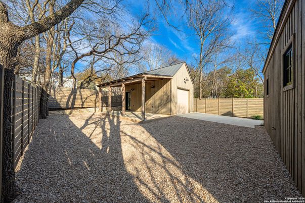 Backyard, Detached Garage, Exterior