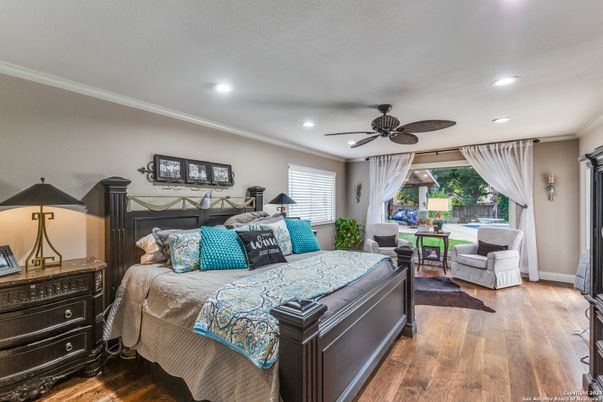 Bedroom, Interior, Recessed Lighting, Wood Texture Flooring