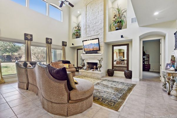 Fireplace, Interior, Living room, Recessed Lighting