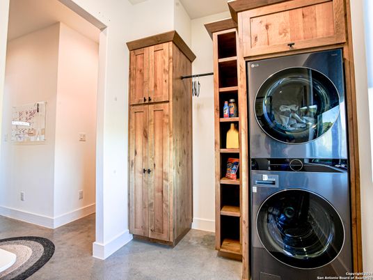Interior, Utility Closets, Washer
