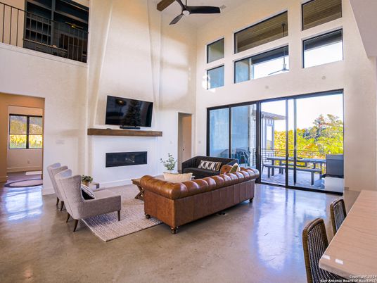 Fireplace, Interior, Living room