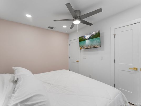 Bedroom, Interior, Recessed Lighting