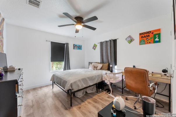 Bedroom, Home Office, Interior, Wood Texture Flooring
