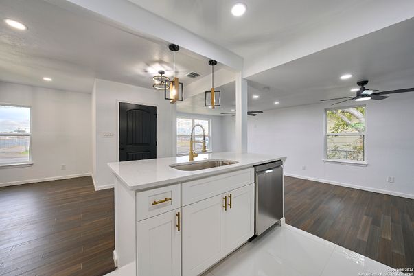 Interior, Kitchen, Pendant Lights, Recessed Lighting, Wood Texture Flooring