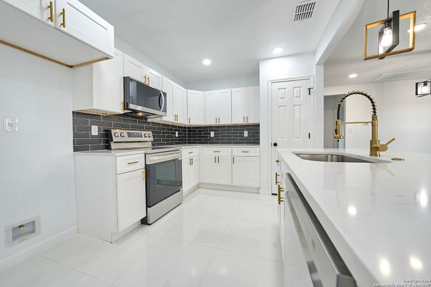 Interior, Kitchen, Recessed Lighting