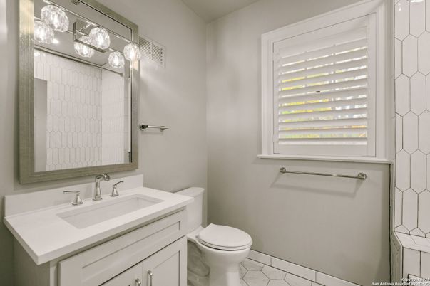 Bathroom, Interior