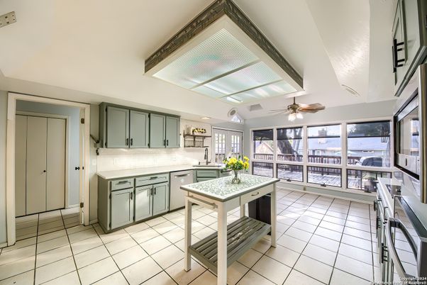 Interior, Kitchen, Water