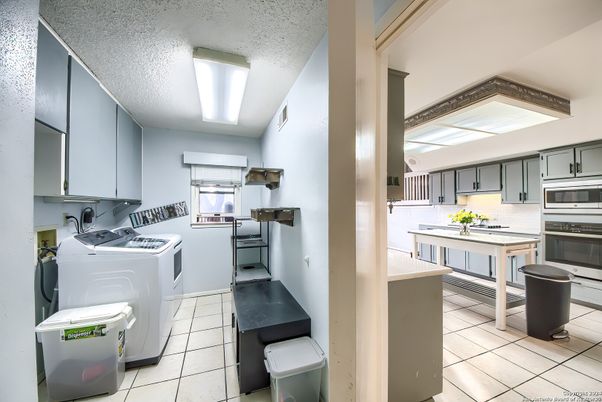 Interior, Kitchen, Washer