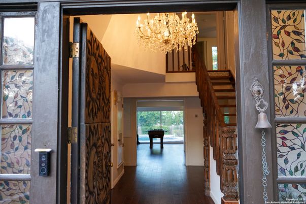 Chandelier, Interior, Recessed Lighting, Wood Texture Flooring