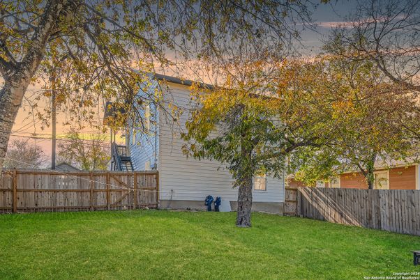 Backyard, Exterior