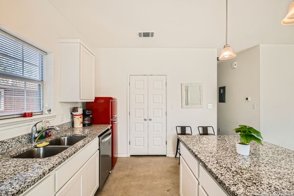 Interior, Kitchen, Pendant Lights