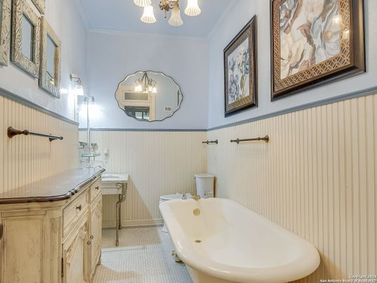 Bathroom, Interior