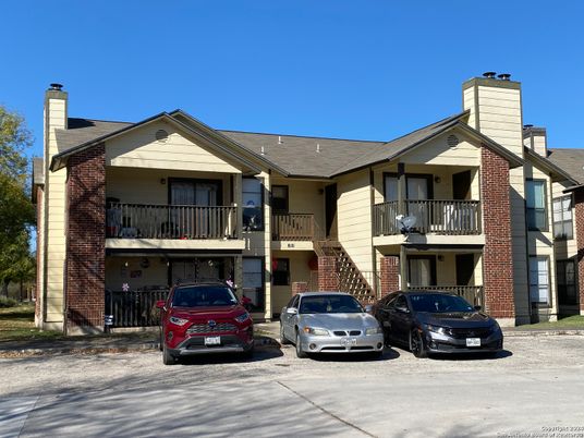 Exterior, Facade, Brick Facade, Modern